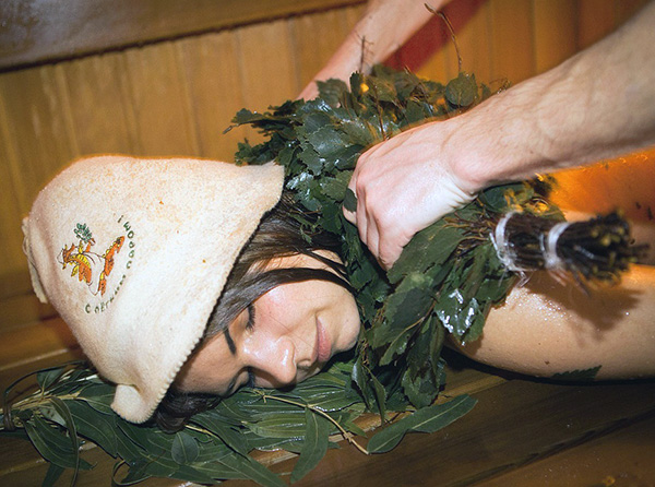 Interdiction de visiter les bains et les saunas