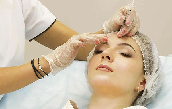 Considérez ce que sont les injections de Botox, comment la procédure est effectuée et quel effet elle permet d’atteindre ... Considérez ce que sont les injections de Botox, comment la procédure est effectuée et quel effet elle permet d’atteindre ...