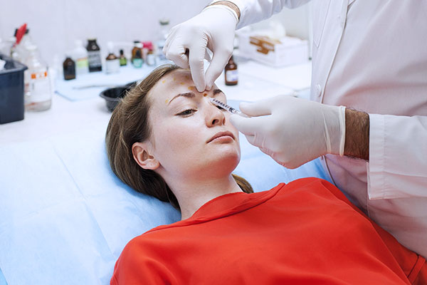 Nous découvrons quelles sont les restrictions existantes après le traitement par botulinum, dont le non-respect peut entraîner de nombreuses conséquences indésirables ...